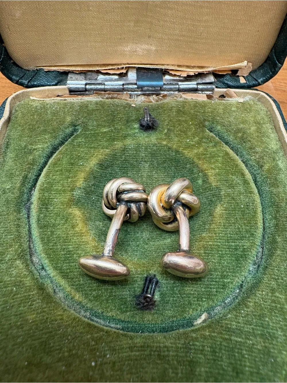 Pair of as-is gold knot vintage cuff links